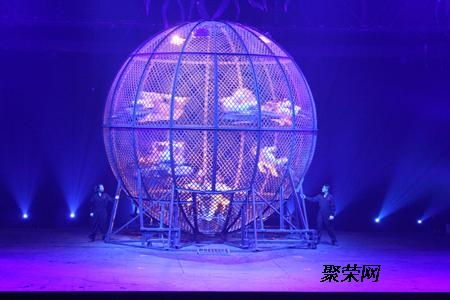 專(zhuān)業(yè)環(huán)球飛車(chē)表演團(tuán)隊(duì)租賃 皇家馬戲團(tuán)表演報(bào)價(jià)