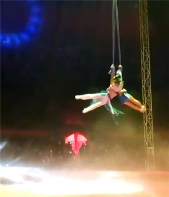 精彩大馬戲表演出租馬戲雜技表演、馬術(shù)表演出租、飛車(chē)雜技表